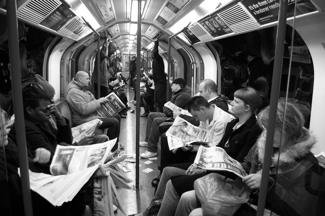 Photo news headline